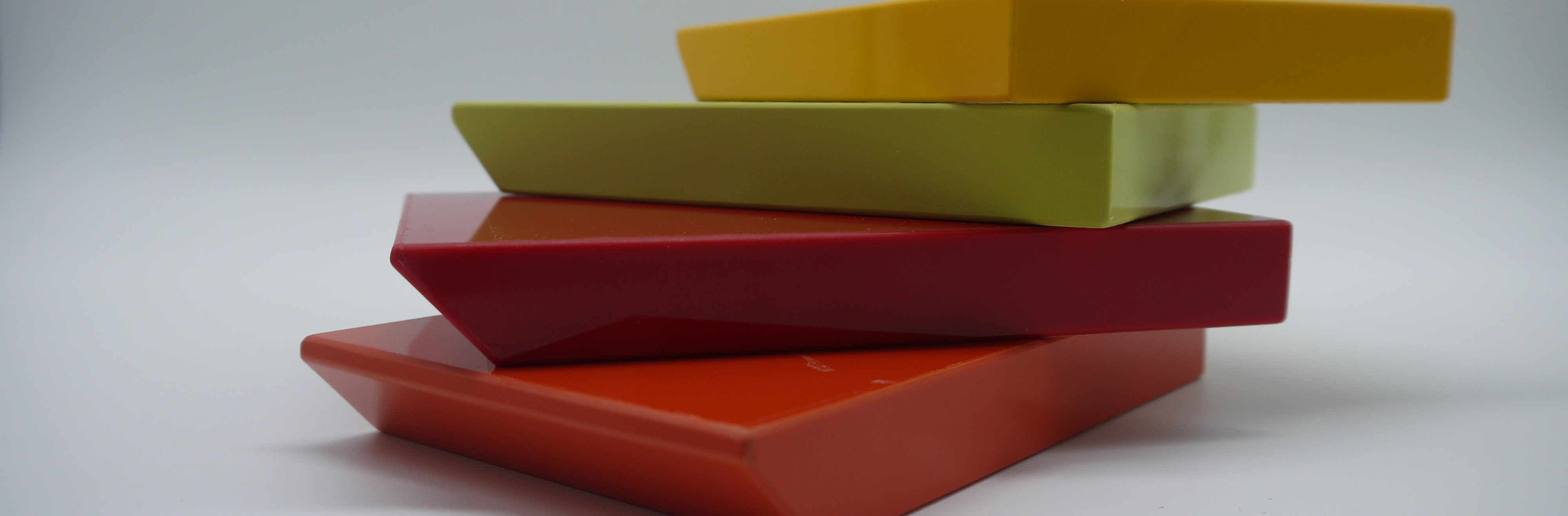 Cánh tủ bếp Acrylic không đường cạnh